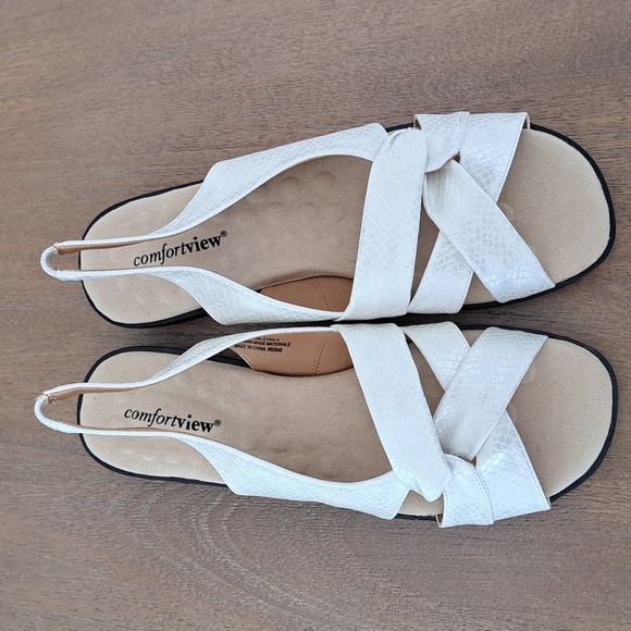 Comfortview The Pearl Sandal - Color: White - Size: 10 W - Picture 3 of 9